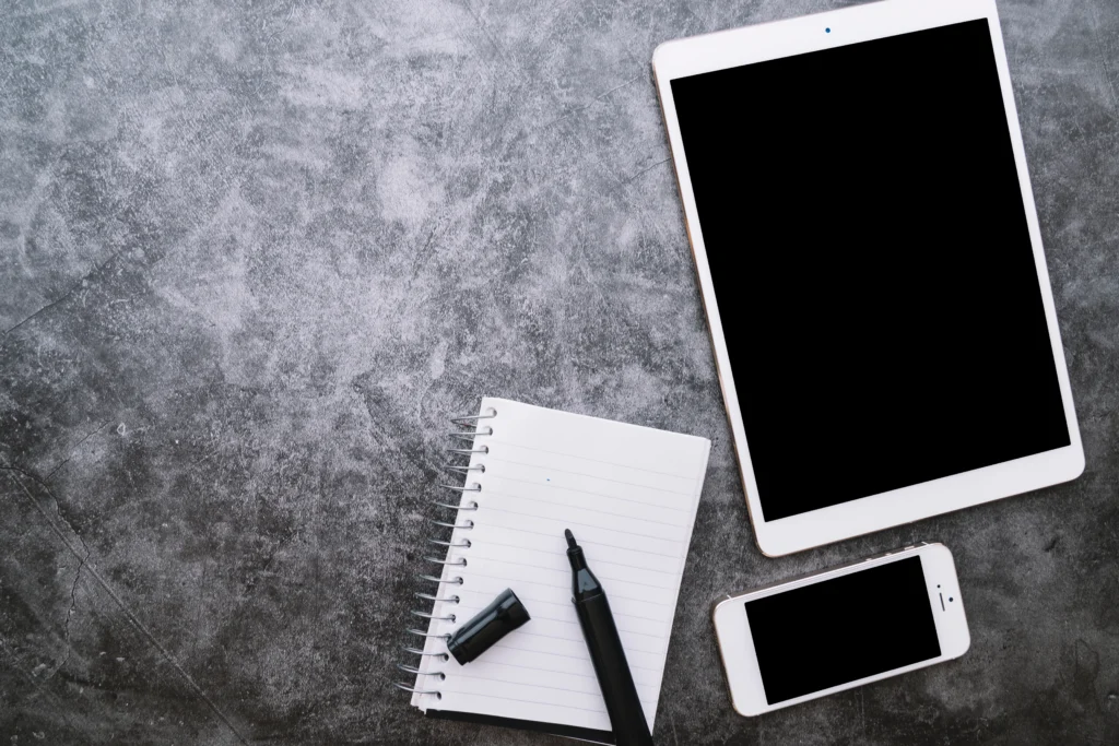 modern-office-desk-composition-with-technological-device